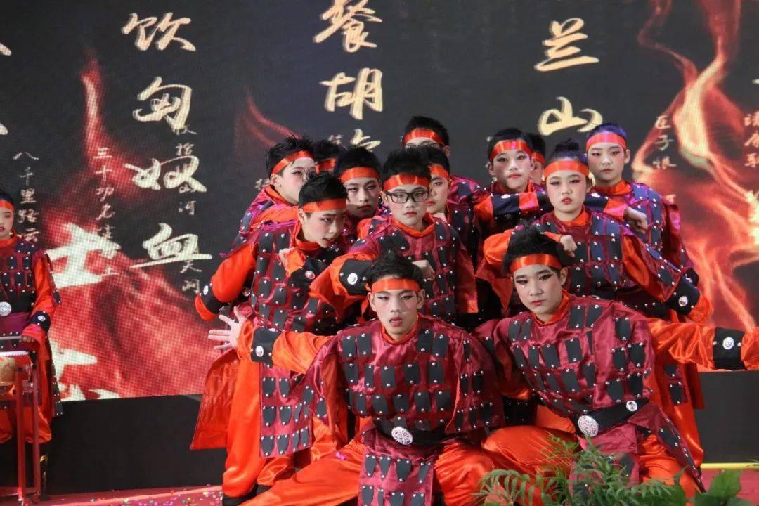 僵尸过人行道